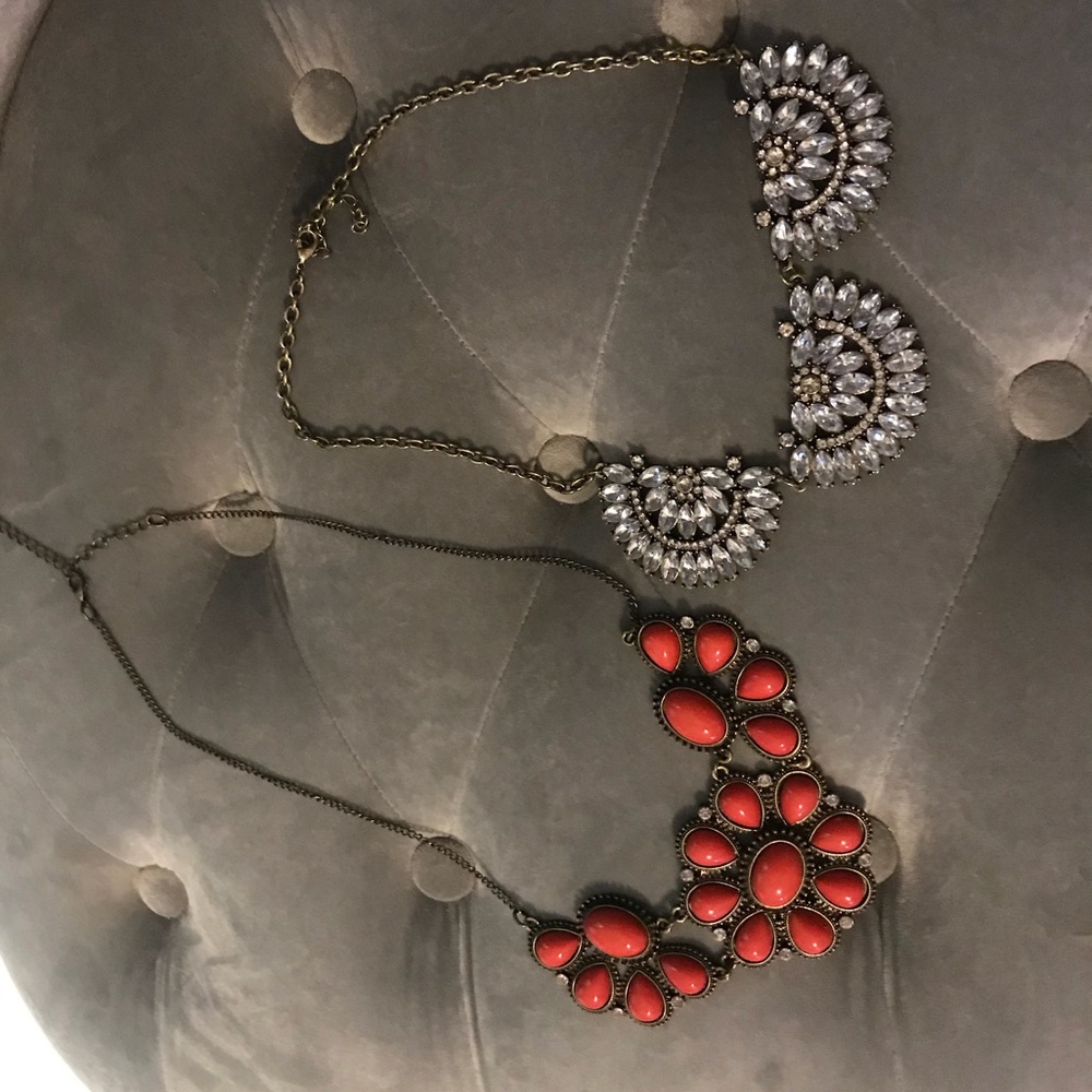 Two statement costume jewelry necklaces like new
